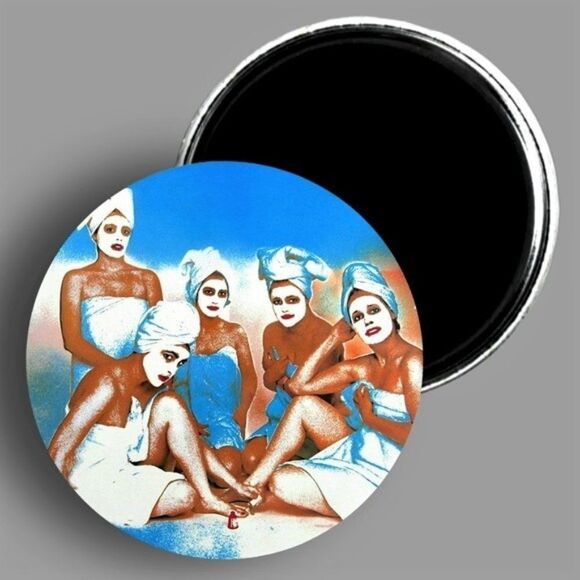 The Go Go's Magnet Beauty And The Beat 80's Music - Picture 1 of 1